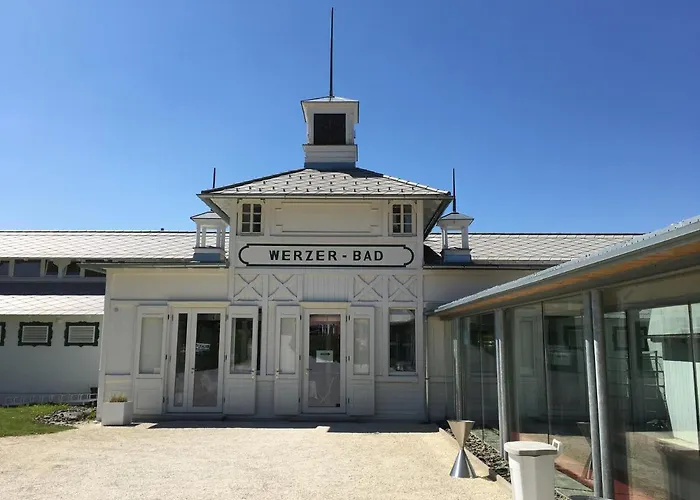 & Mit Hotelanbindung Portschach am Woerthersee